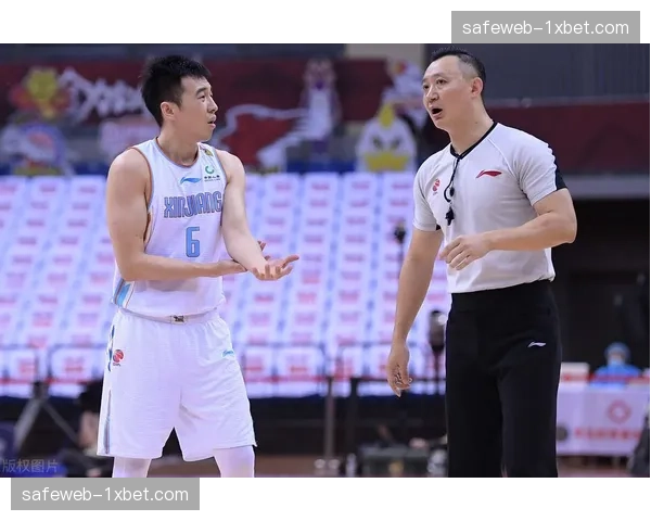 裁判报告透明化改革成效有限，赛后纠错难慰失利球队