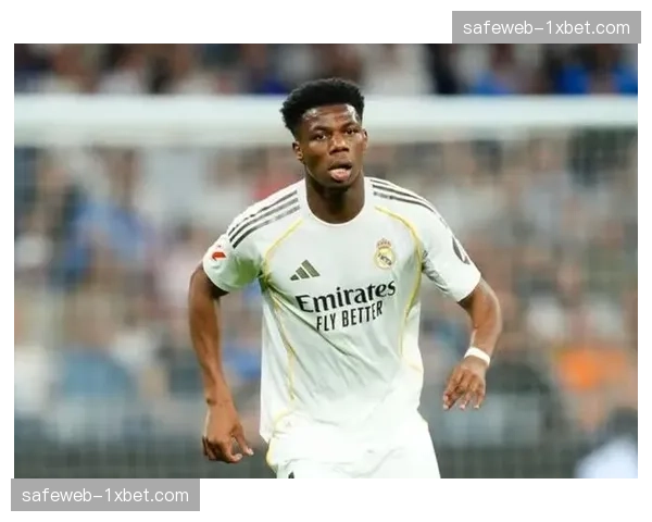 皇马中场结构临时调整 楚阿梅尼单后腰配置覆盖面积不足