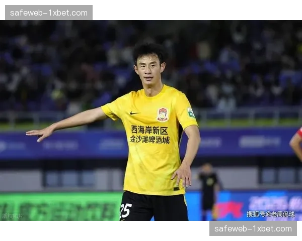 青岛西海岸4月4平1负难求1胜 进攻乏力制约取分能力